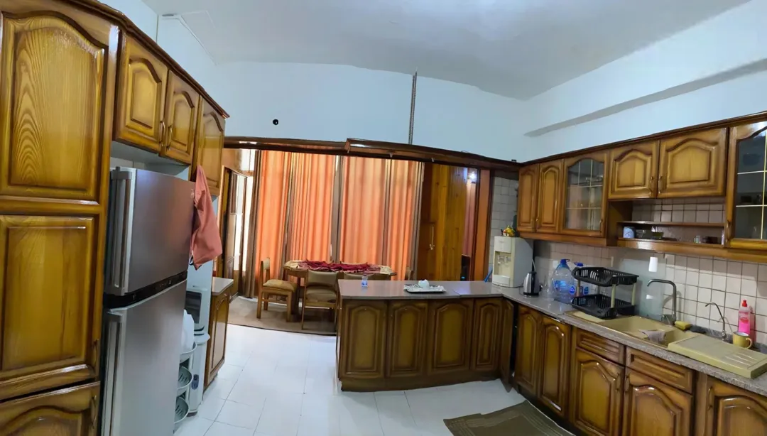 بيت أرضي مستقل للإيجار بالشميساني عمان مفروش بالكامل | ID 738359