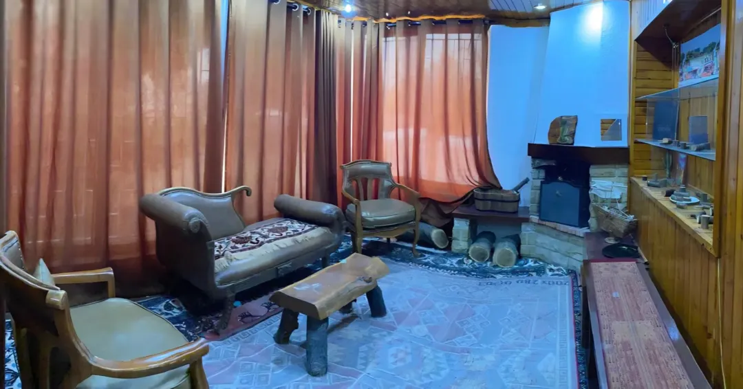 بيت أرضي مستقل للإيجار بالشميساني عمان مفروش بالكامل | ID 738359
