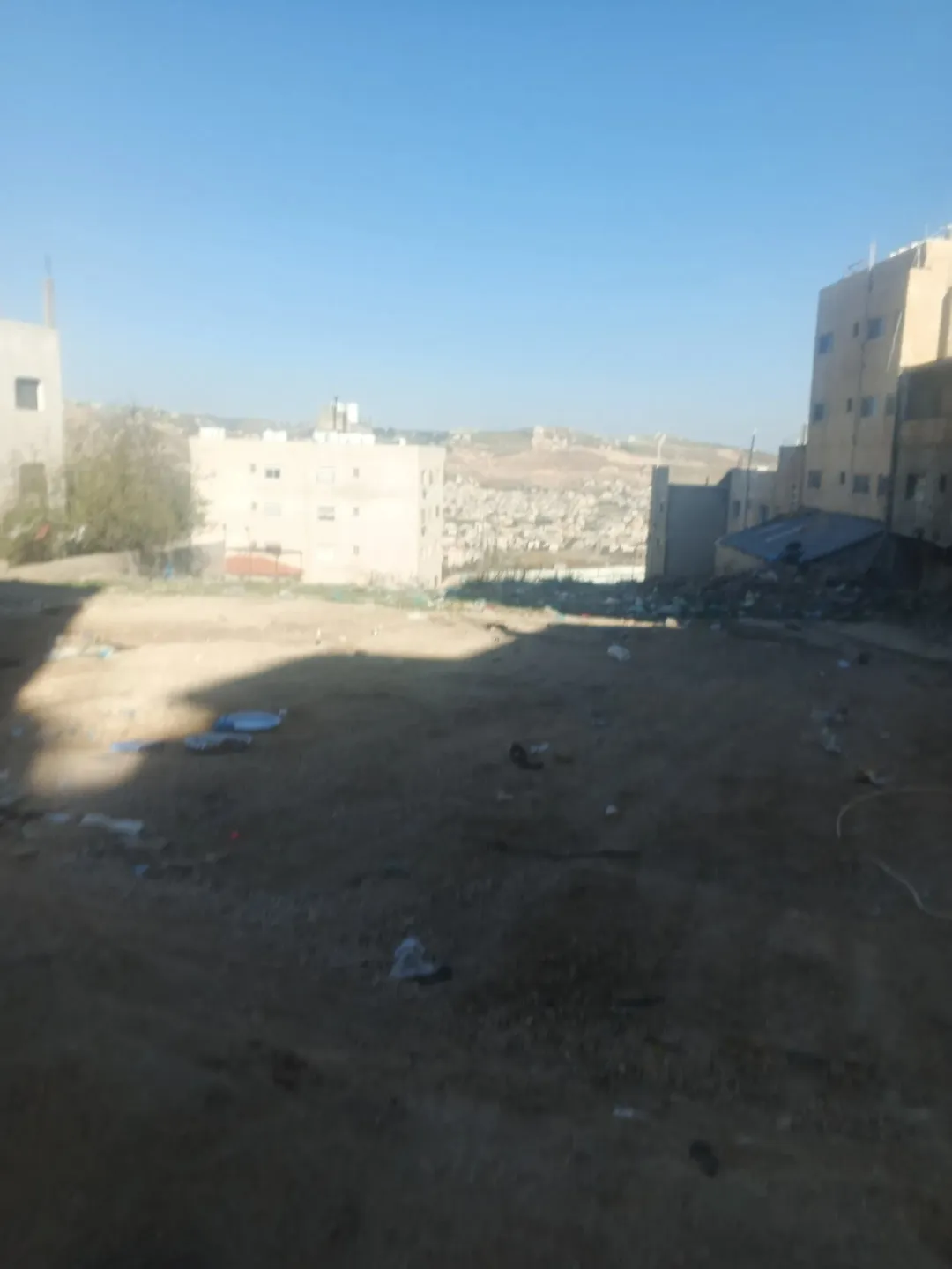 أرض للبيع في صافوط