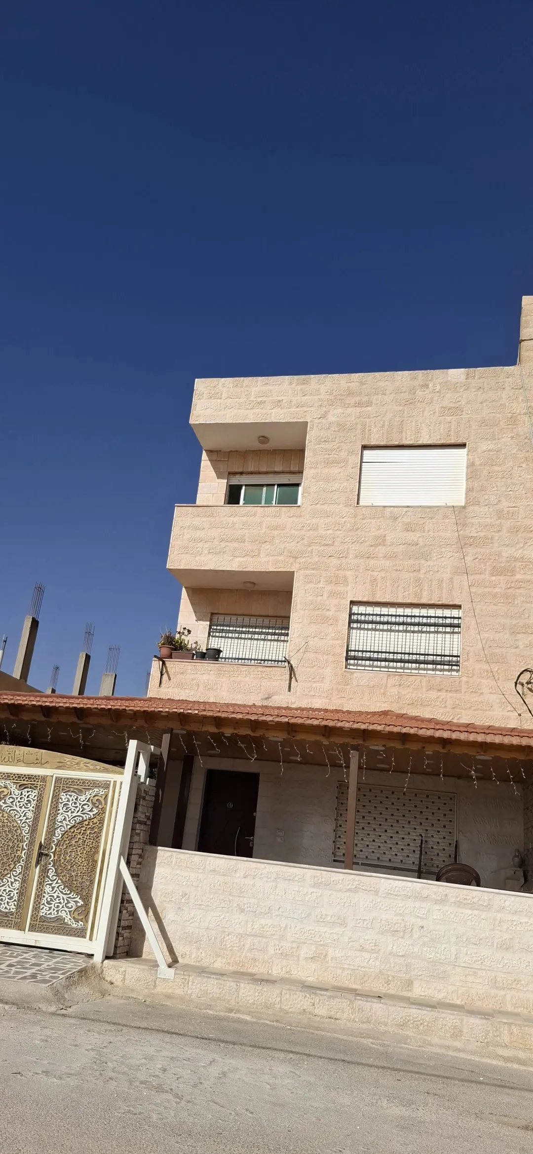 شقة للبيع في الجامعة 123 متر