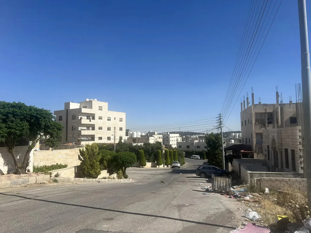 أرض سكنية للبيع في خريبة السوق – حي الأندلس
