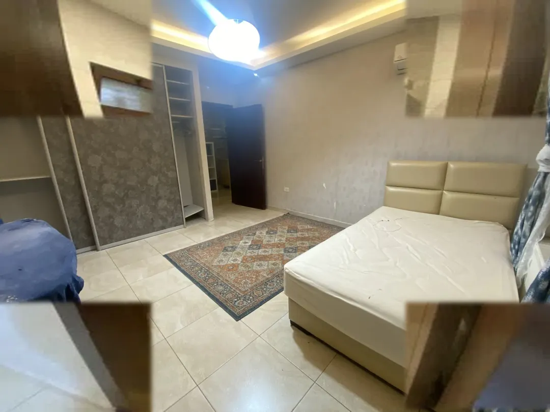 شقة أرضية فاخرة مفروشة للإيجار في أم السماق، عمان | ID 917117