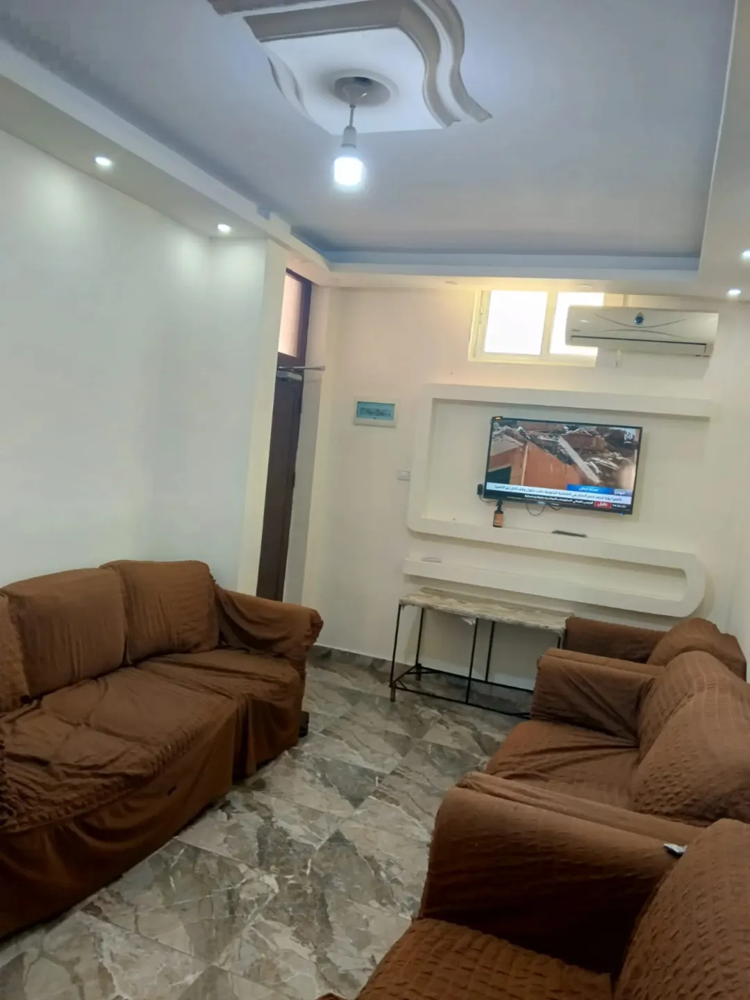 3 شقق عائلية في عمارة متعددة