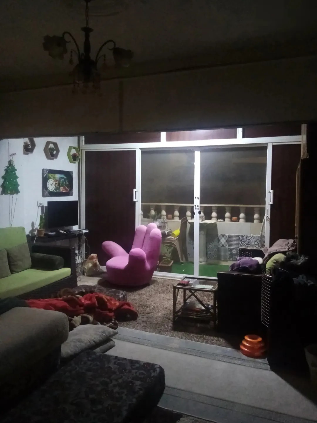 شقة مميزة للبيع في جبل النزهة بالقرب من استقلال مول