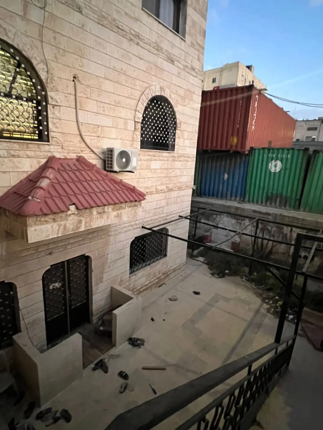 عمارة للبيع بسعر مغري جدآ