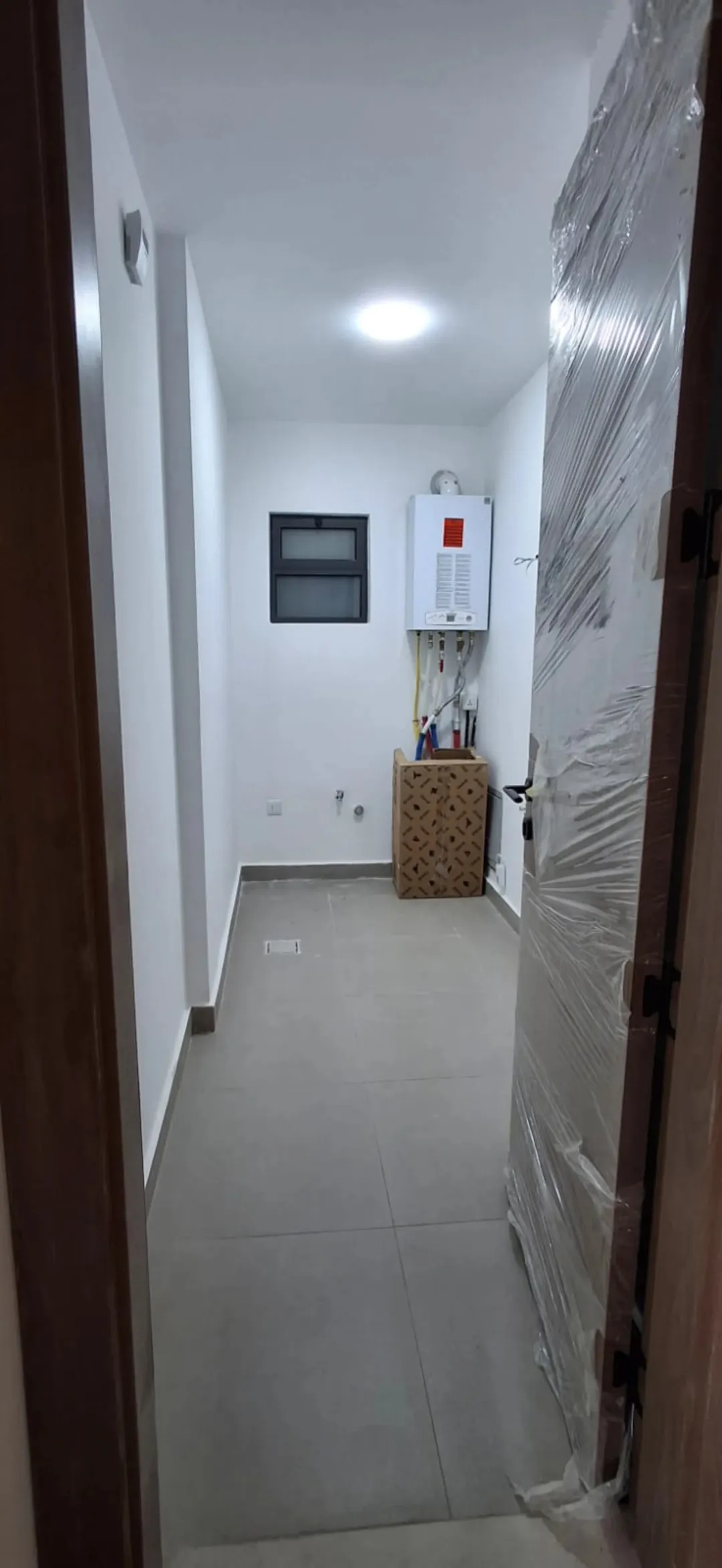 طلب شراء مجمع تجاري أو أرض تجارية في عمان