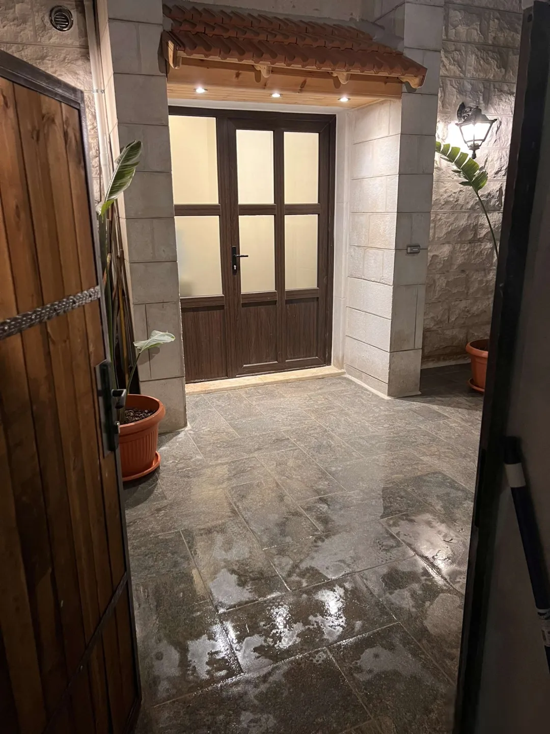 شقة أرضية جديدة مفروشة للإيجار موقع متميز – عمان الاردن | ID 696702