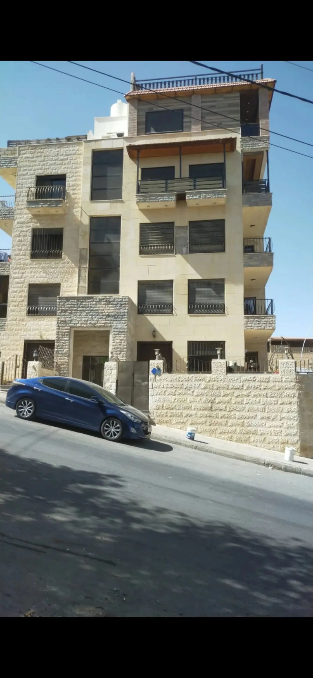 شقة أرضية مميزة للبيع في ضاحية الياسمين – ربوة عبدون