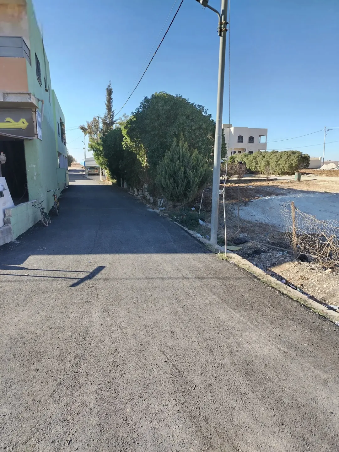 مجمع تجاري للبيع