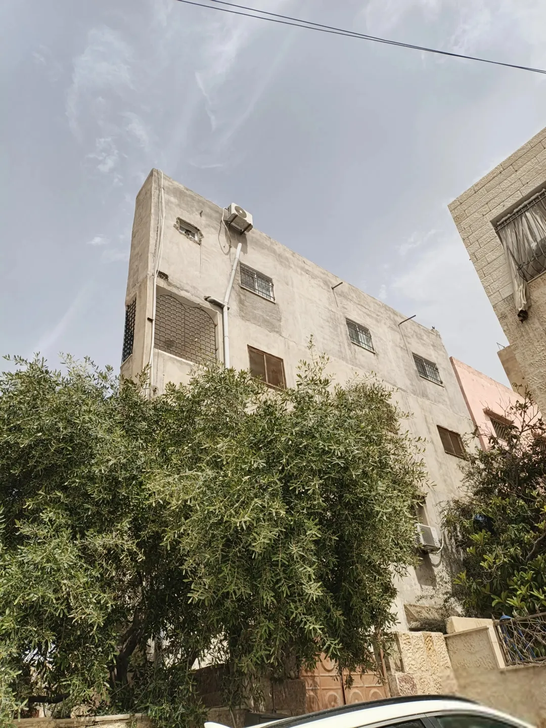 شقة مميزة للبيع في المستندة