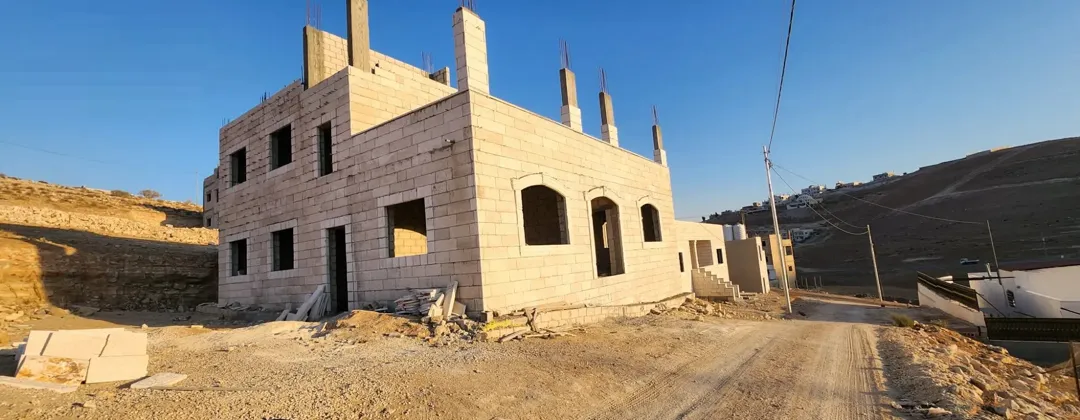 منزل طابقين للبيع في بيرين – عمان