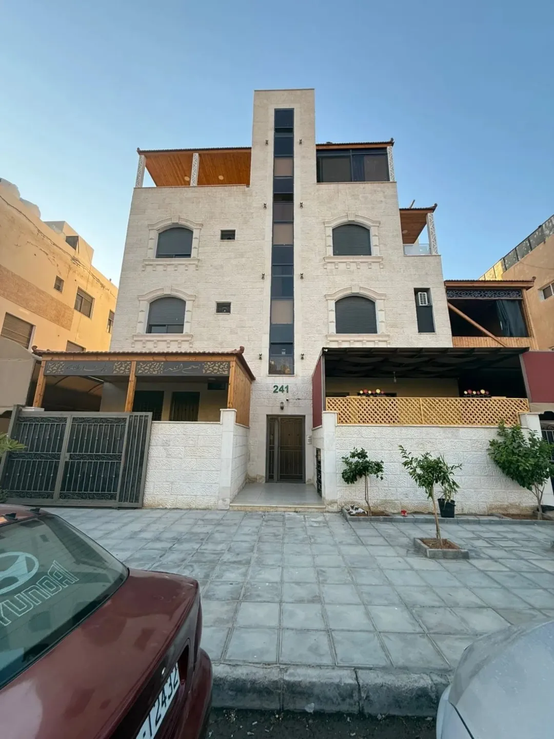 بيت تاسعه فرصة قوية
