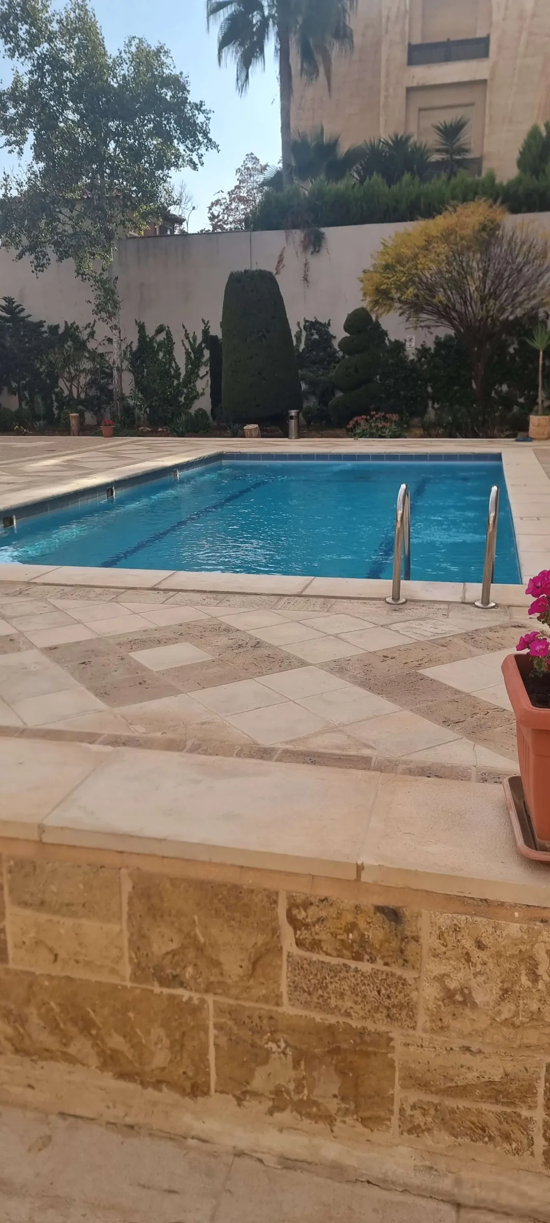 شقق قصيرة المدى في عبدون