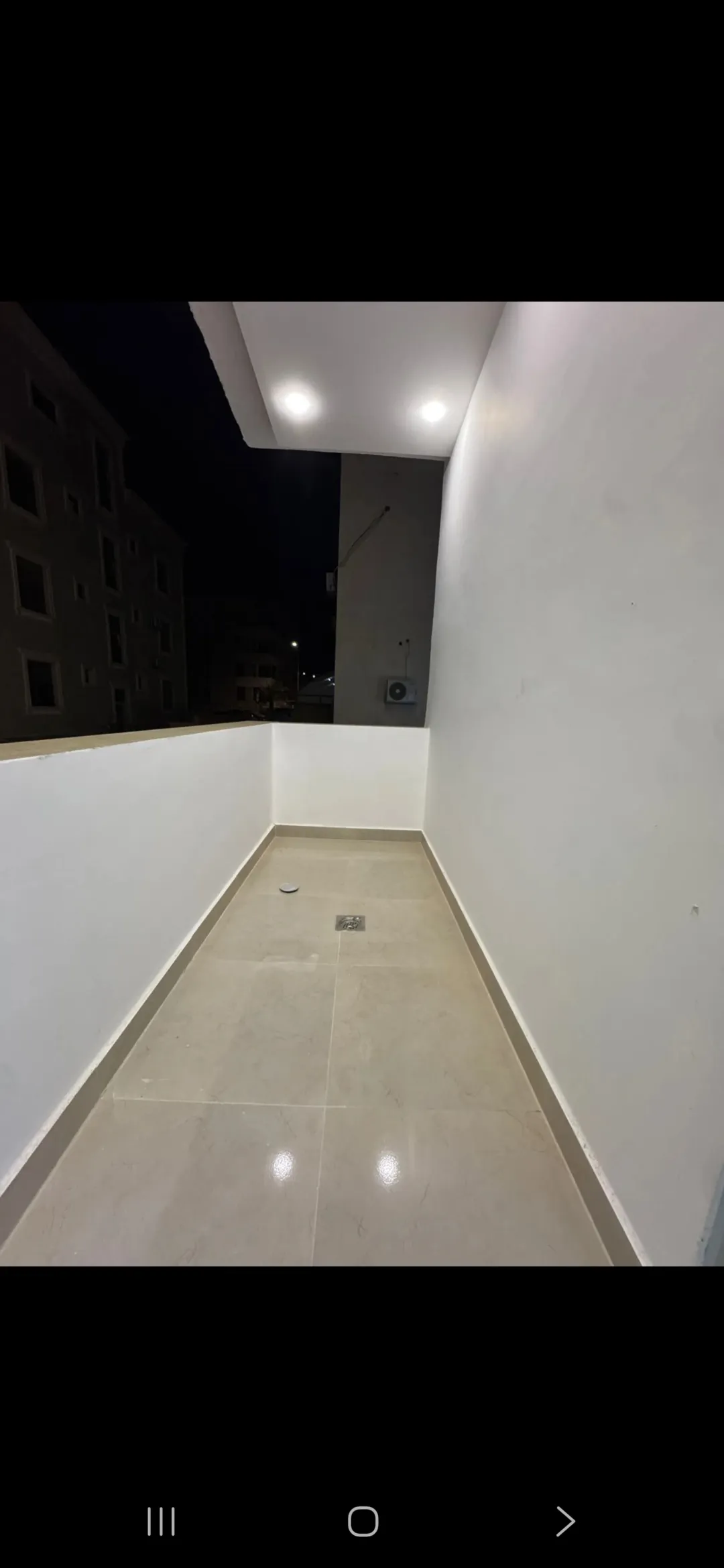 شقة جديدة للبيع في العقبة طابق ثاني إطلالة مميزة