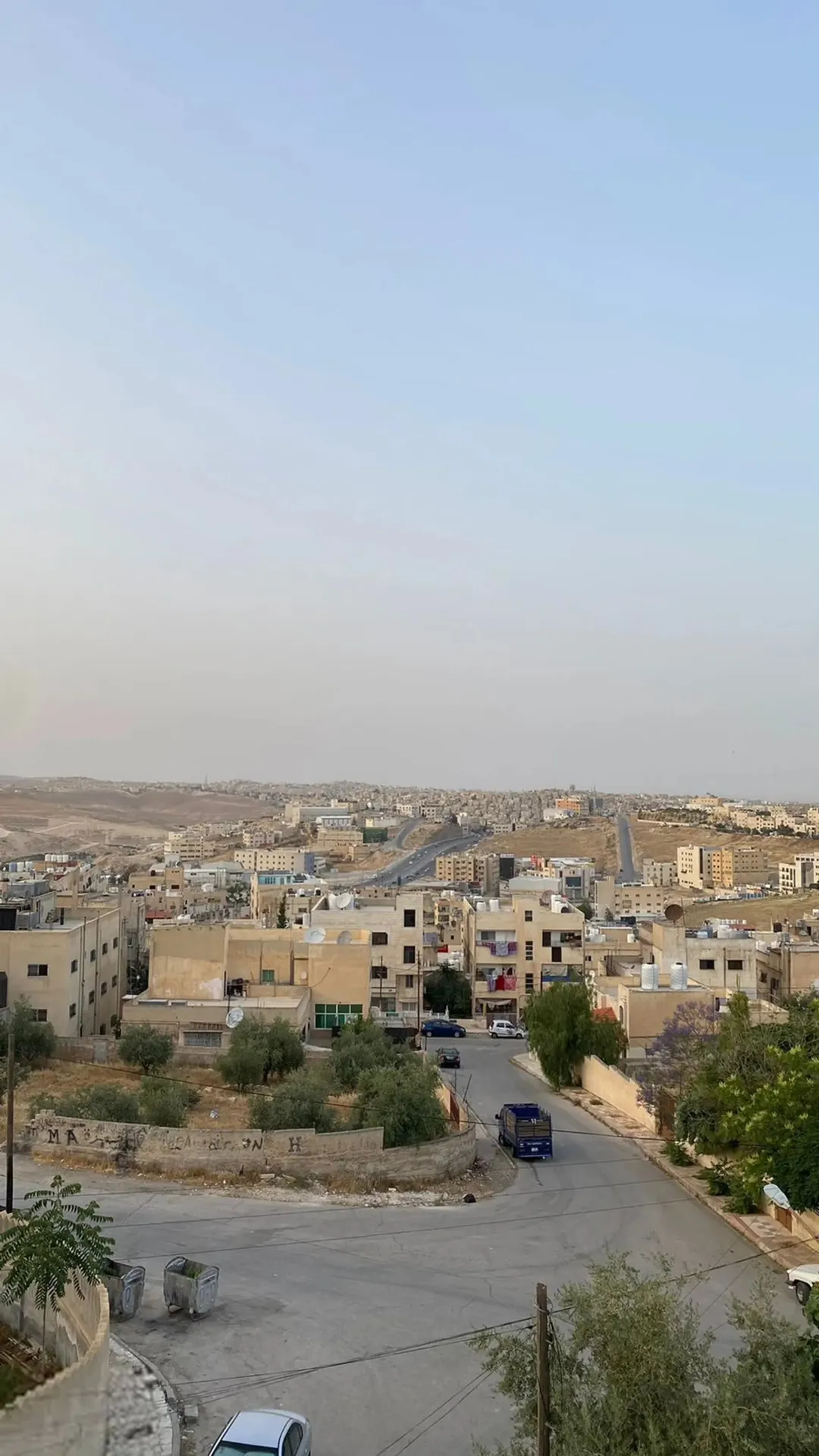 عمارة سكنية للبيع في ماركا حي حمزة – 6 شقق – أرض 493م – بناء 568م — صورة 3