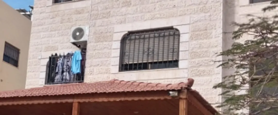 شقة فاخرة للبيع في موقع استثنائي الطابق الثاني عشر