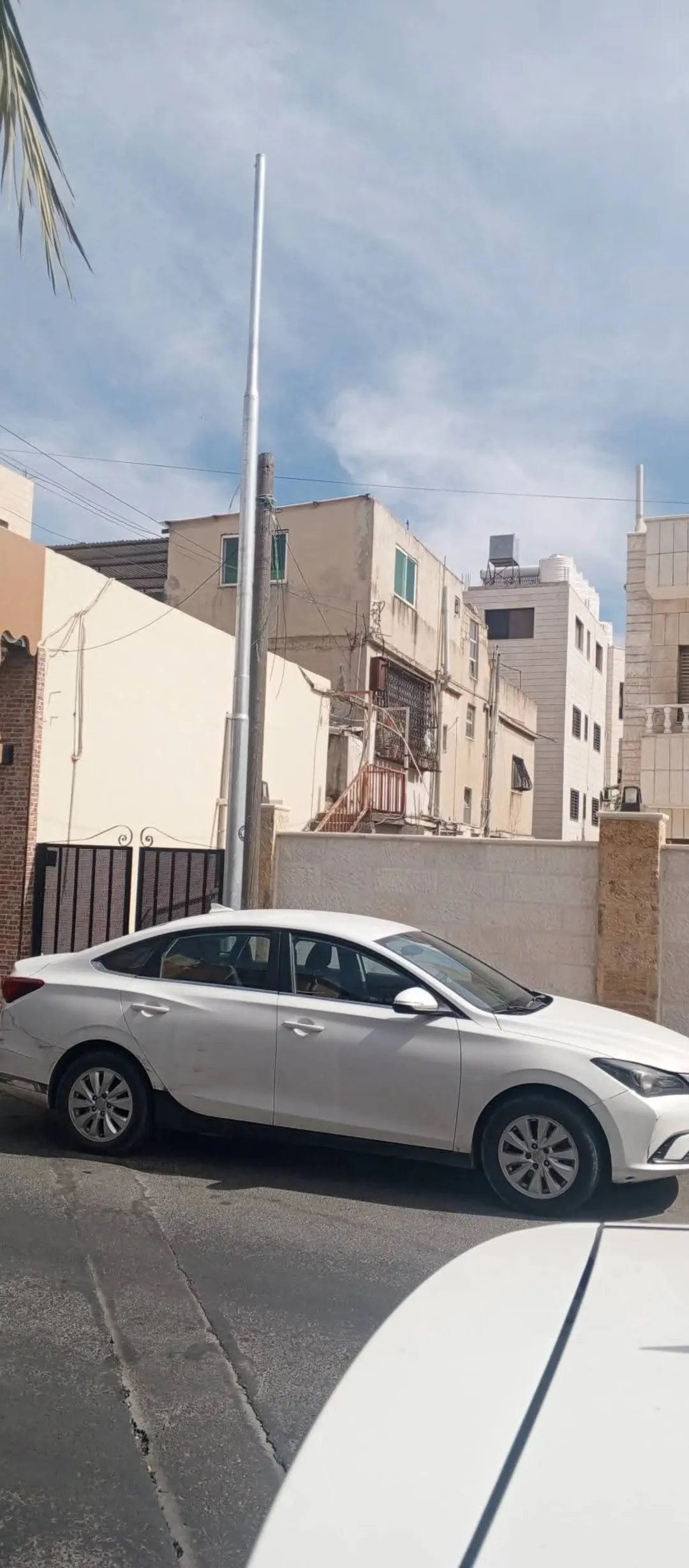 فرصه استثماريه نادرة في موقع استراتيجي طبربور