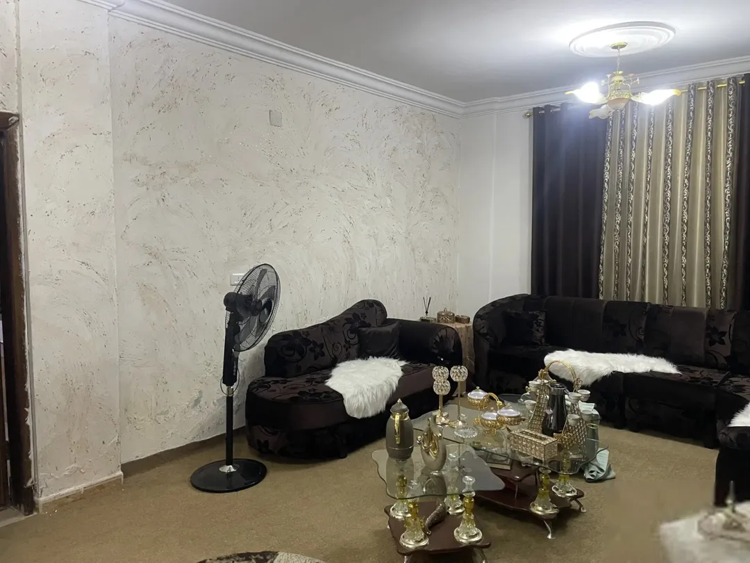 عمارة استثمارية للبيع في الرصيفة – الزرقاء