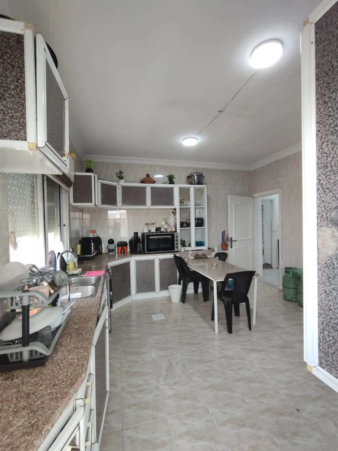 شقة ط3 ضاحية الرشيد قرب شيك الجامعة 157م بسعر 65 ألف
