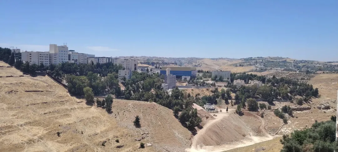 شقق سوبر ديلوكس للبيع في السرو – إسكان الجمارك، السلط