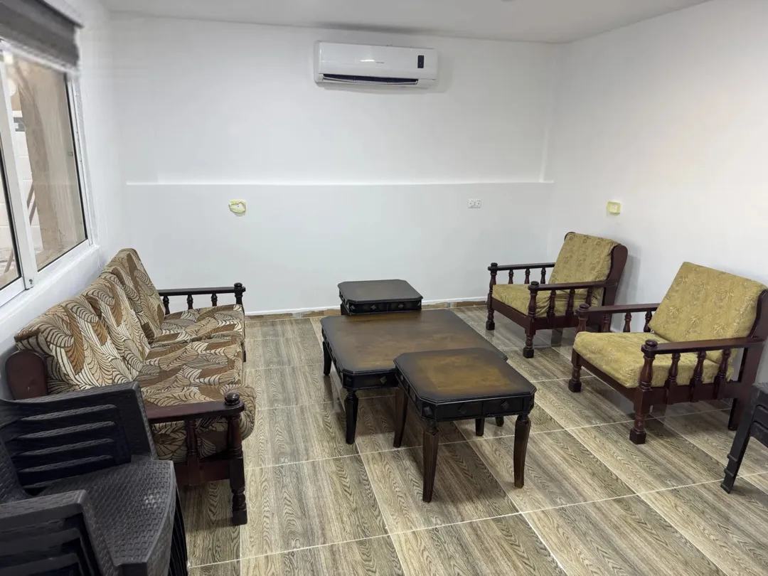 مزرعة للبيع في غريسا حصب بإطلالة خلابة ومساحة واسعة