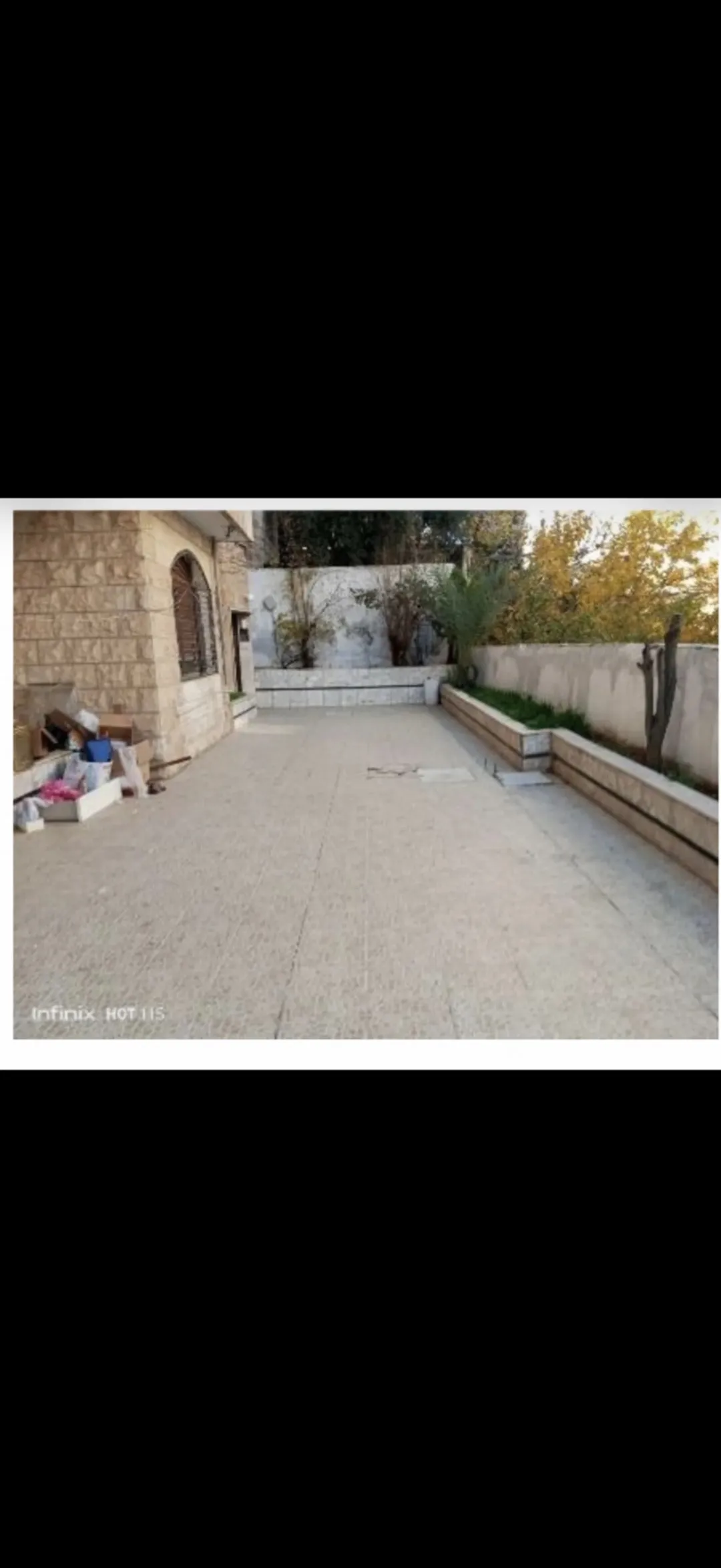 عمارة سكنية فاخرة تضم 8 شقق ودوبلكس طابقين مؤجرة بالكامل باستثناء الدوبلكس الذي يتميز بقوته وبنائه القديم الفريد