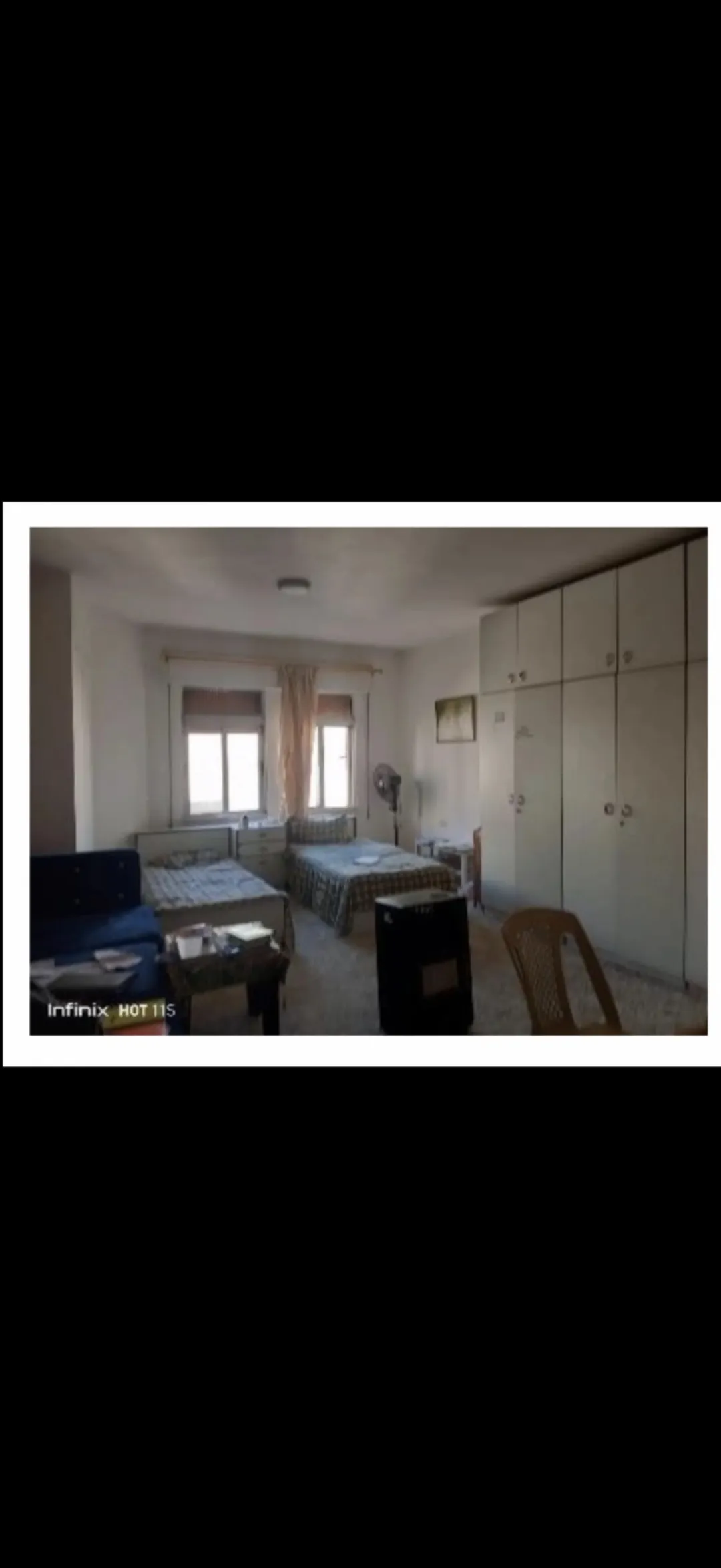 عمارة سكنية فاخرة تضم 8 شقق ودوبلكس طابقين مؤجرة بالكامل باستثناء الدوبلكس الذي يتميز بقوته وبنائه القديم الفريد