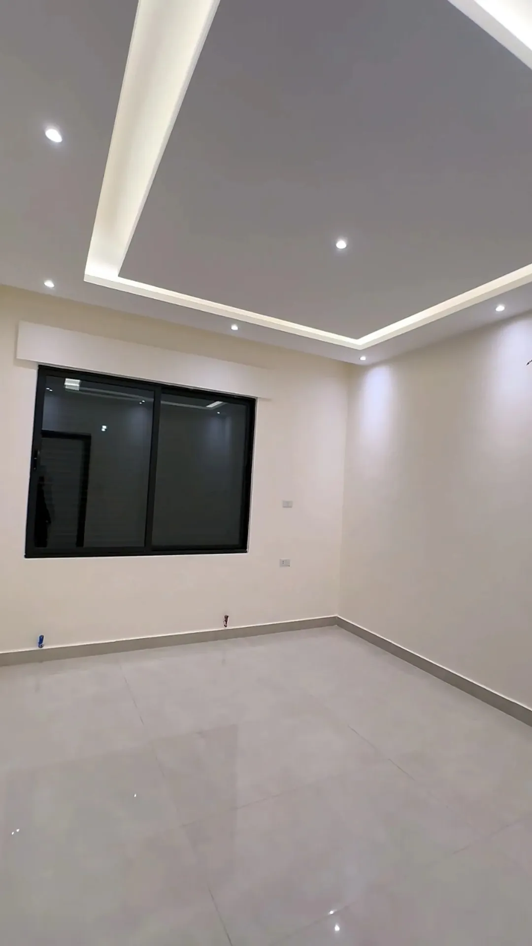 شقة مميزة للبيع طابق ارضي مع تراس سوبر ديلوكس
