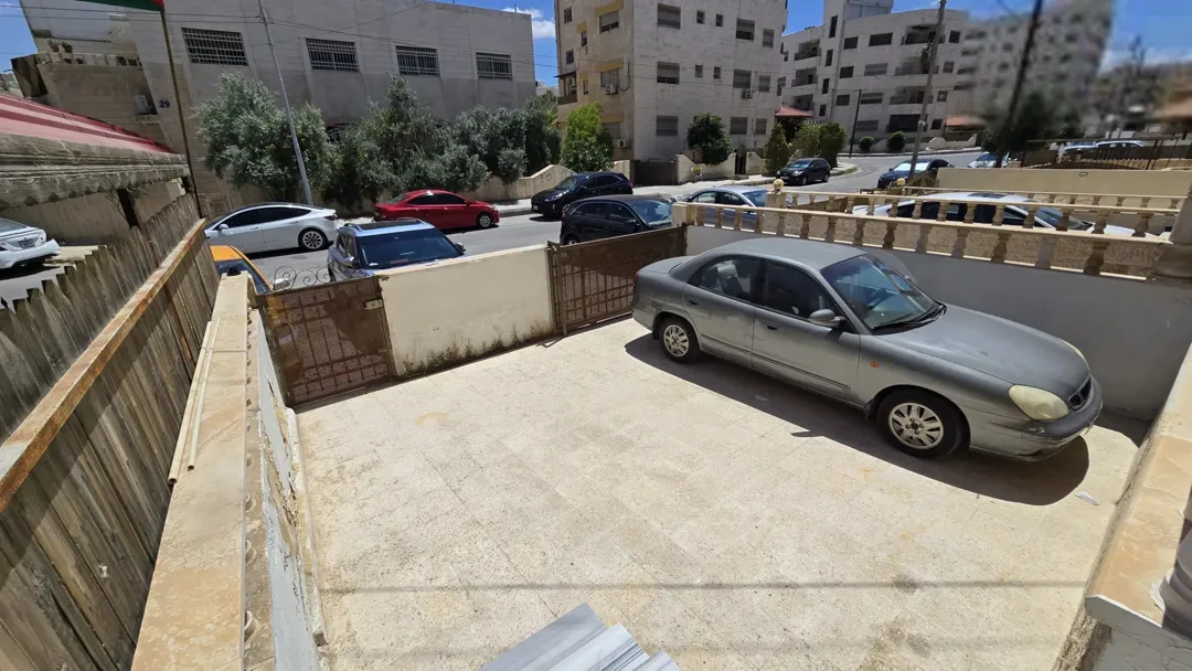 شقة للبيع في الزرقاء الجديدة – البتراوي بمساحة 150 متر مربع
