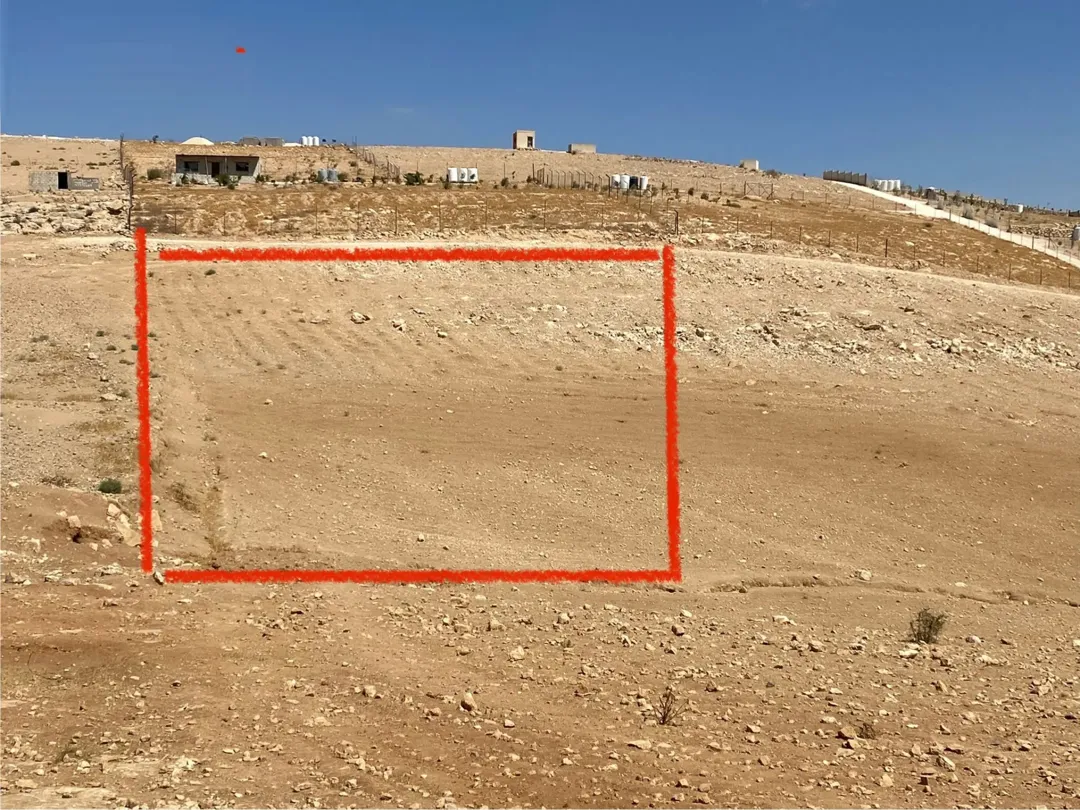 ارض للبيع في منطقة الزنية