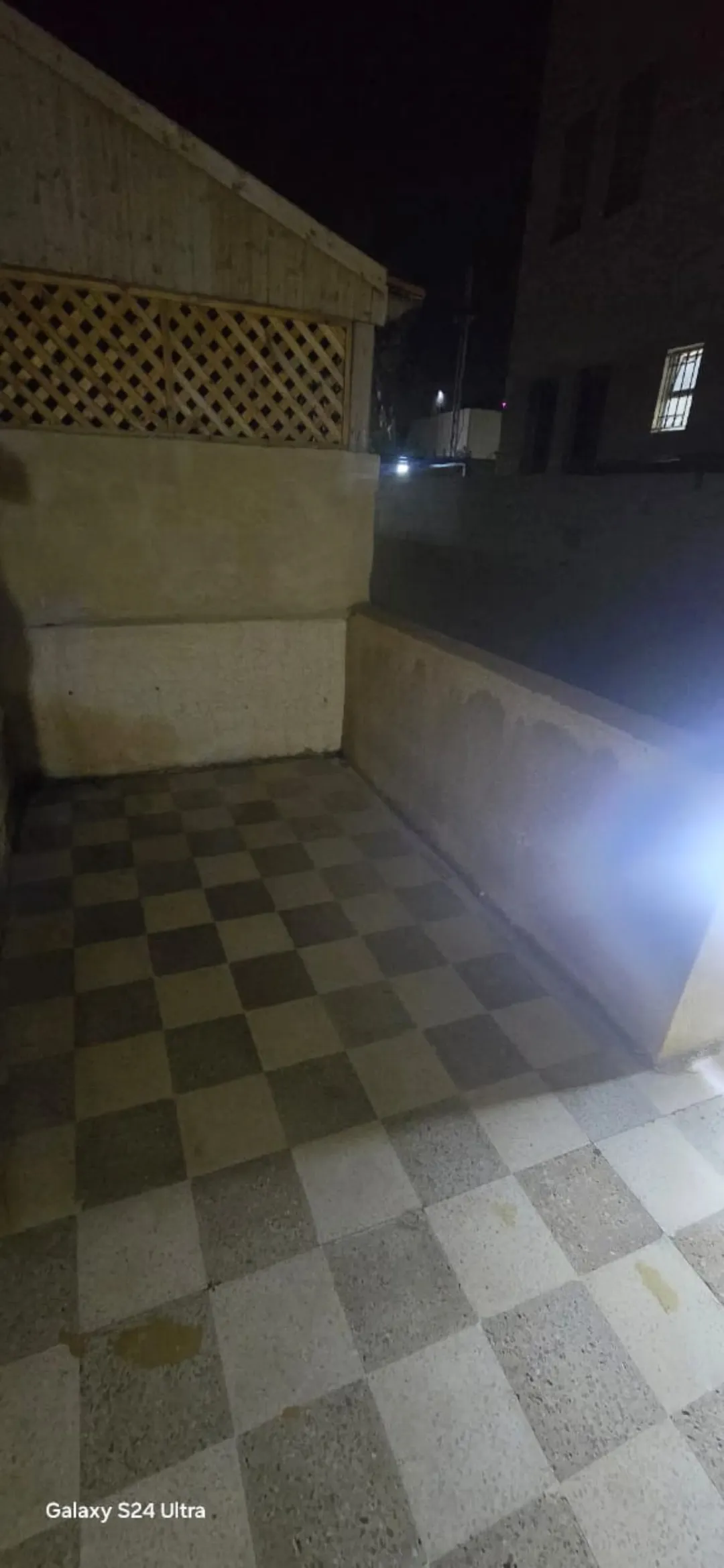 شقة فاخرة للبيع في مدينة الشرق