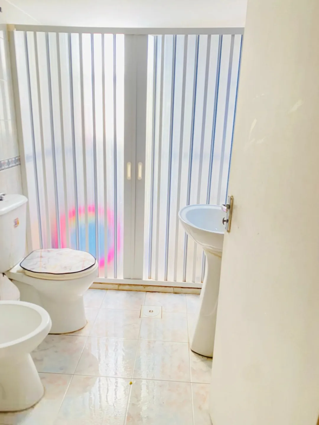 afd301f56a_02_cleaned شقة للإيجار في الصويفيه موقع متميز | ID 736379