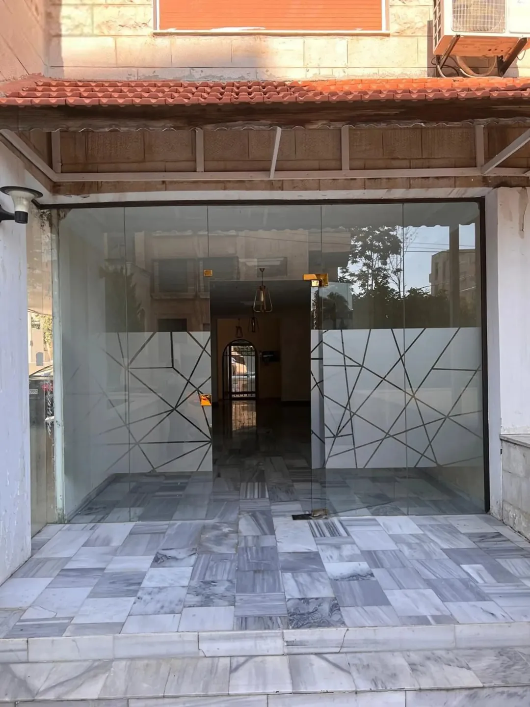 Furnished apartment for rent between Sweifieh and Abdoun — صورة 3