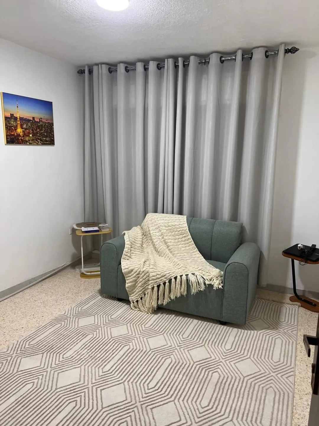 Furnished apartment for rent between Sweifieh and Abdoun — صورة 5