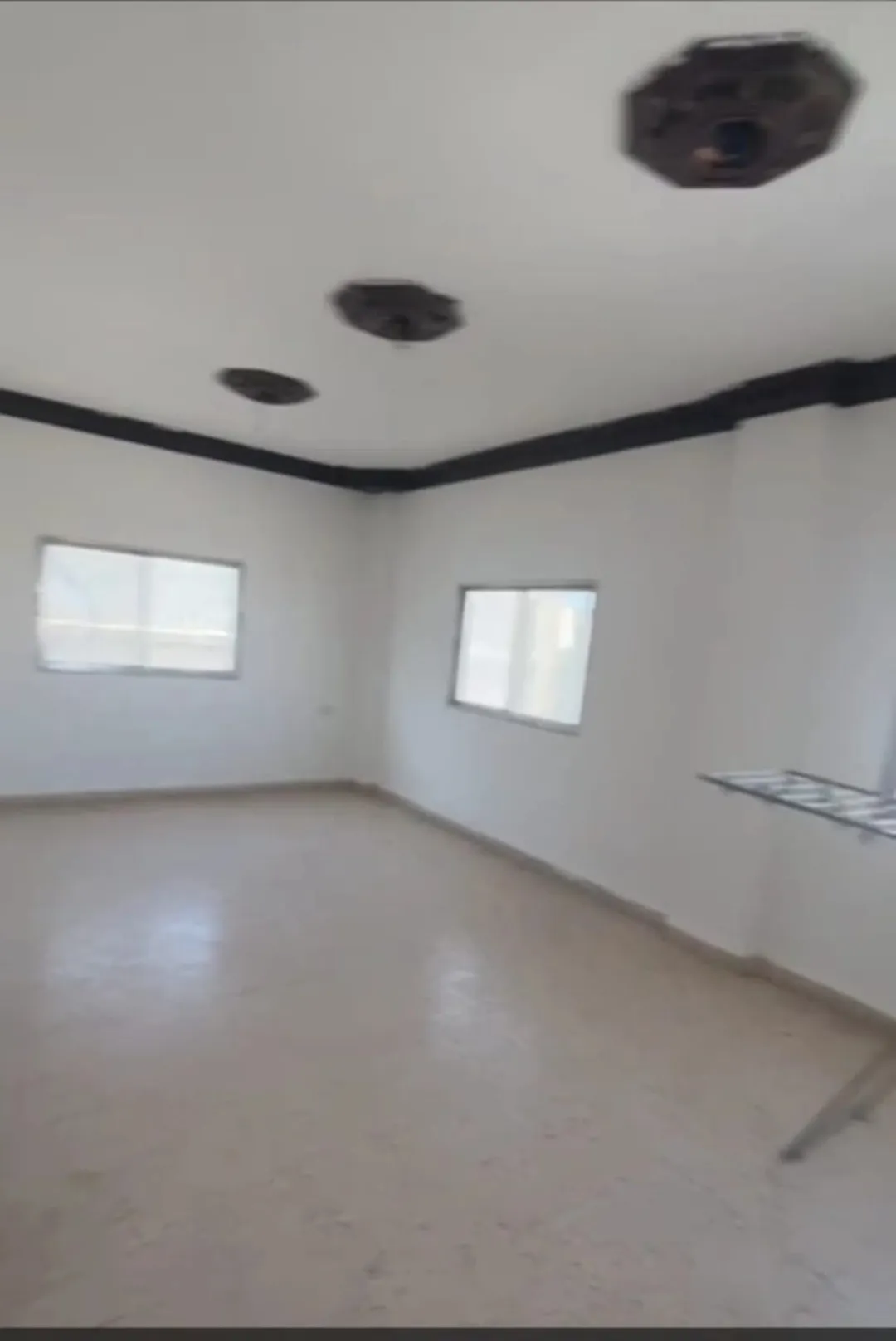 شقة سكنية مميزة للبيع بمساحة 99 متر مربع