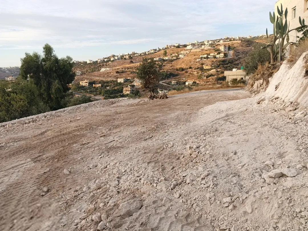 720 m² independent title deed, 4 km from Dabouq, New Badr, South Al-Rabbah – direct