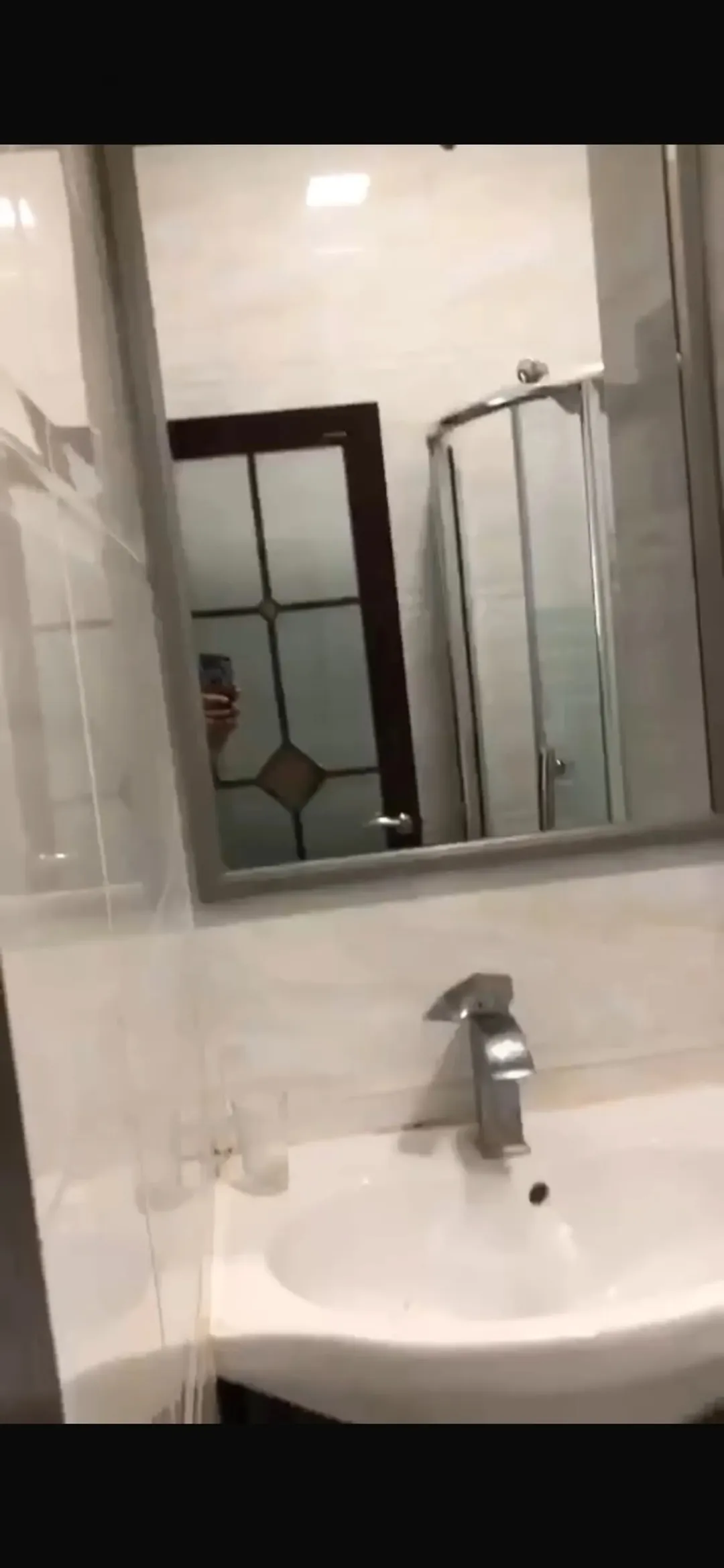 شقة مميزه وحديث للبيع مباشره