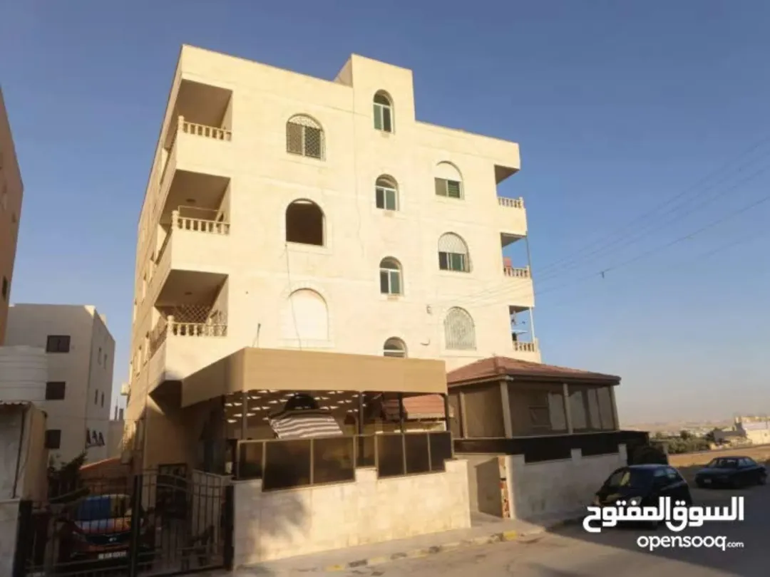 شقة سكنية مميزة للبيع في سحاب