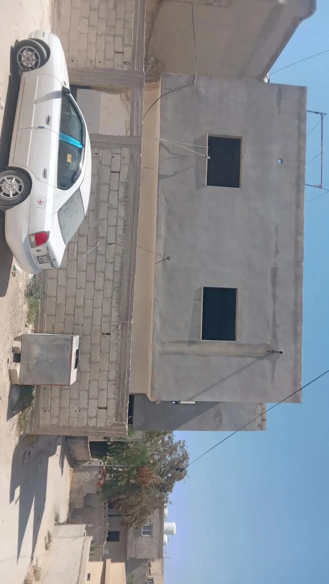 منزل للبيع في منطقة الروضة بالقرب من مسجد أبو بكر الصديق بسعر 60,000 دينار أردني