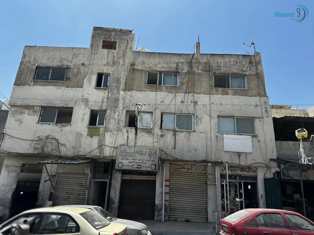 عمارة 3 طوابق للبيع بالوحدات موقع مميز
