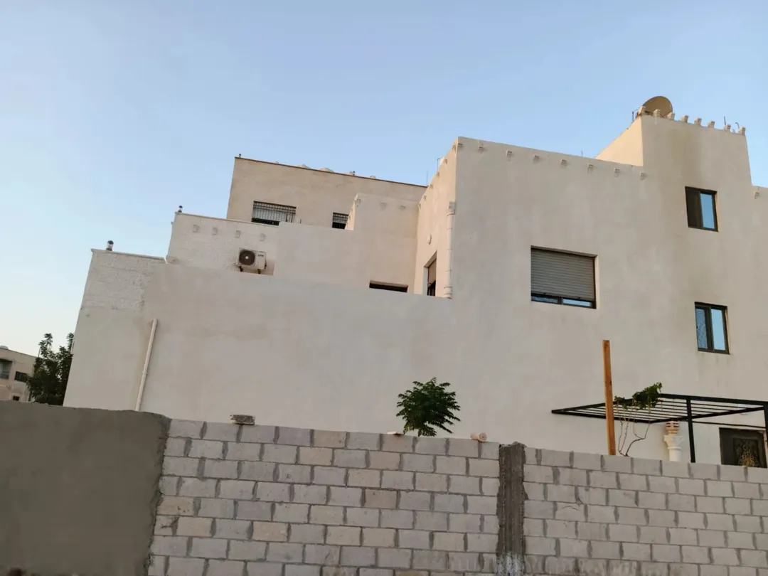 مجمع للبيع مباشره