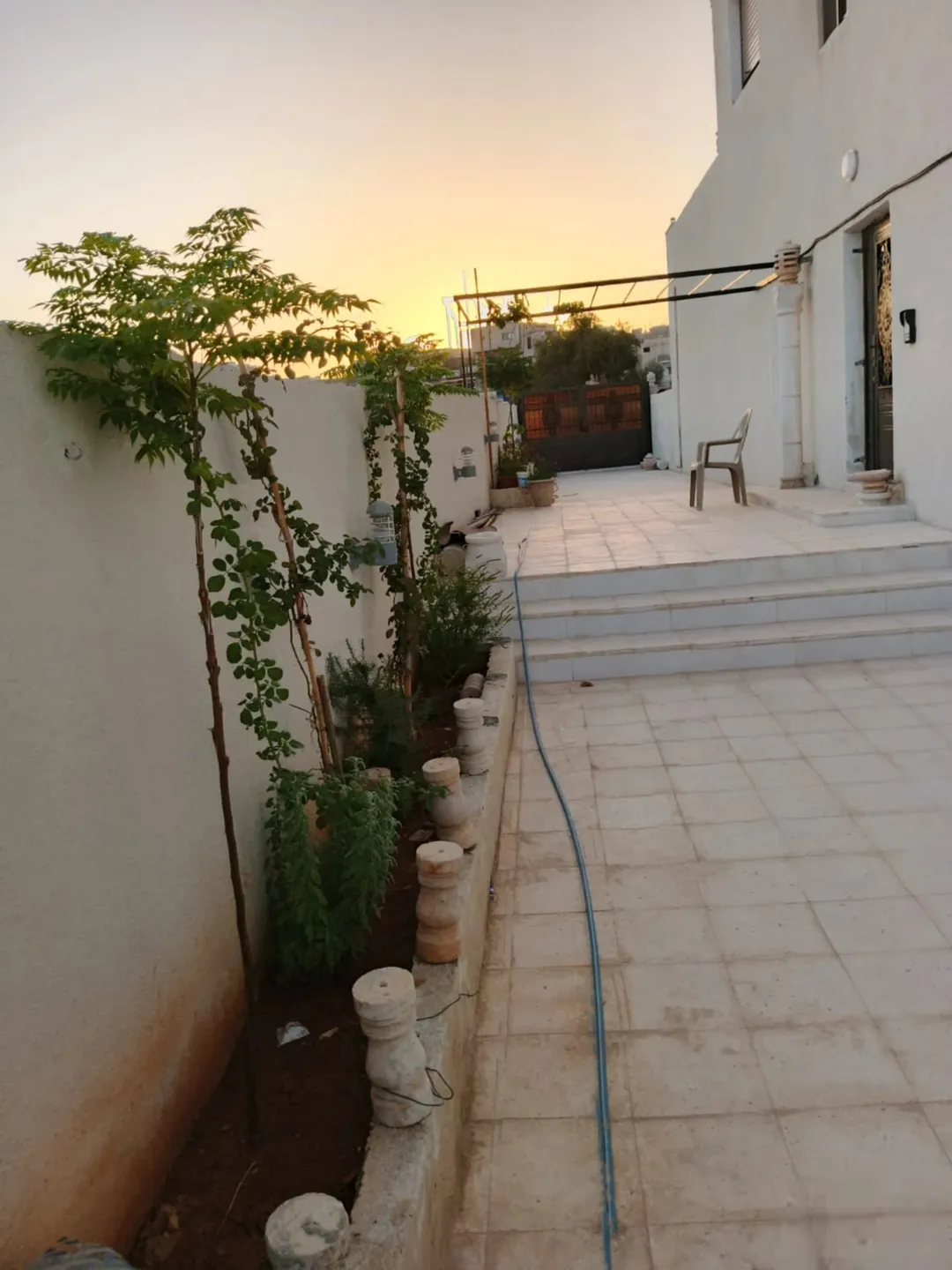 مجمع للبيع مباشره