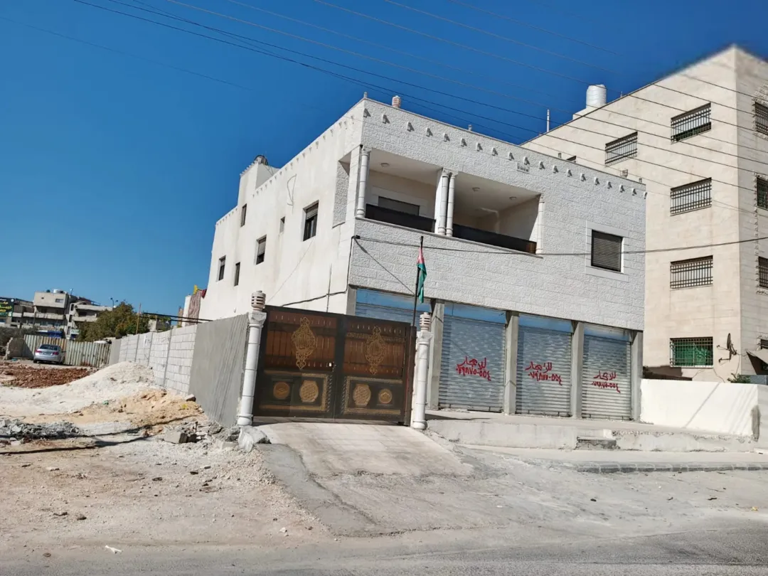 مجمع للبيع مباشره
