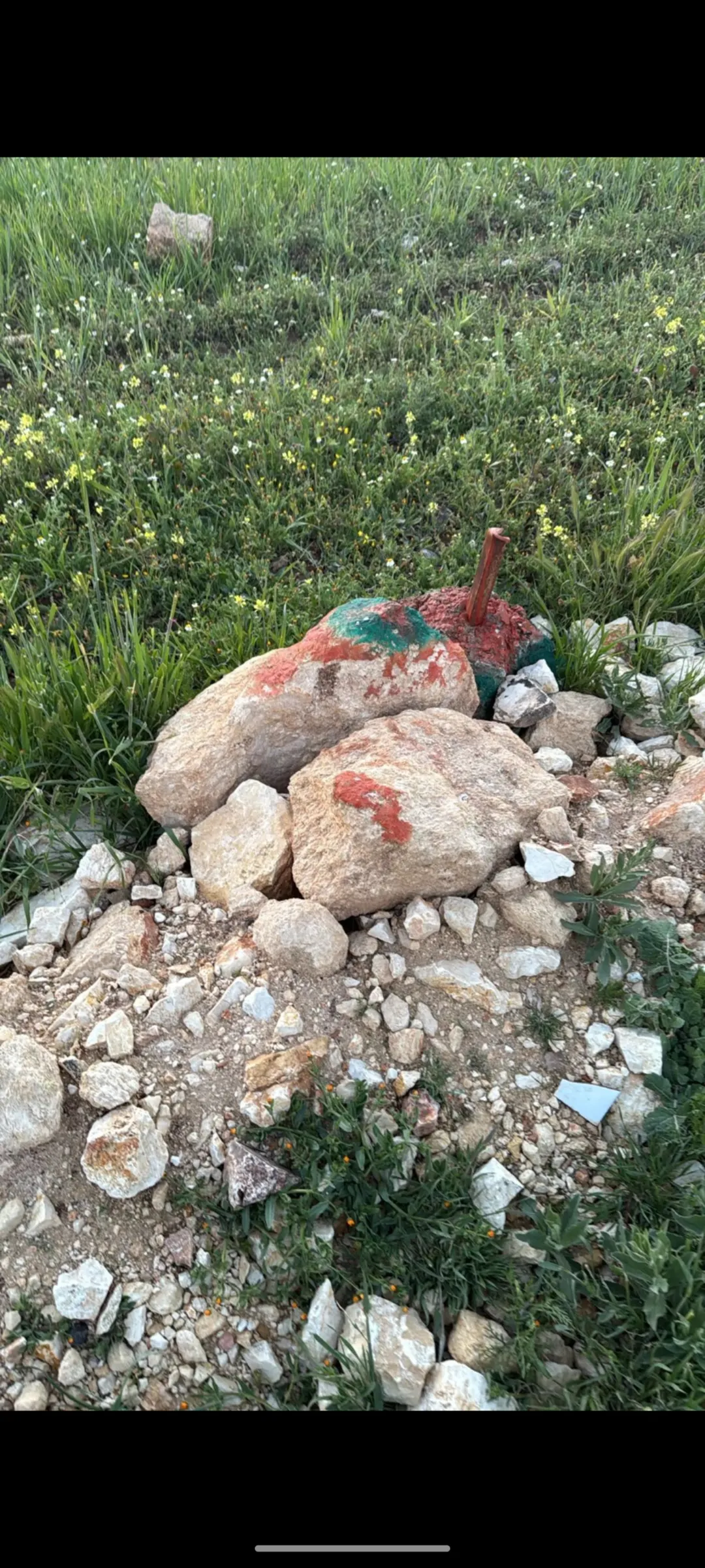 ارض للبيع في اليادودة حوض الفريط 509متر مناسبه جدا لبناء فيلا جميله مباشره