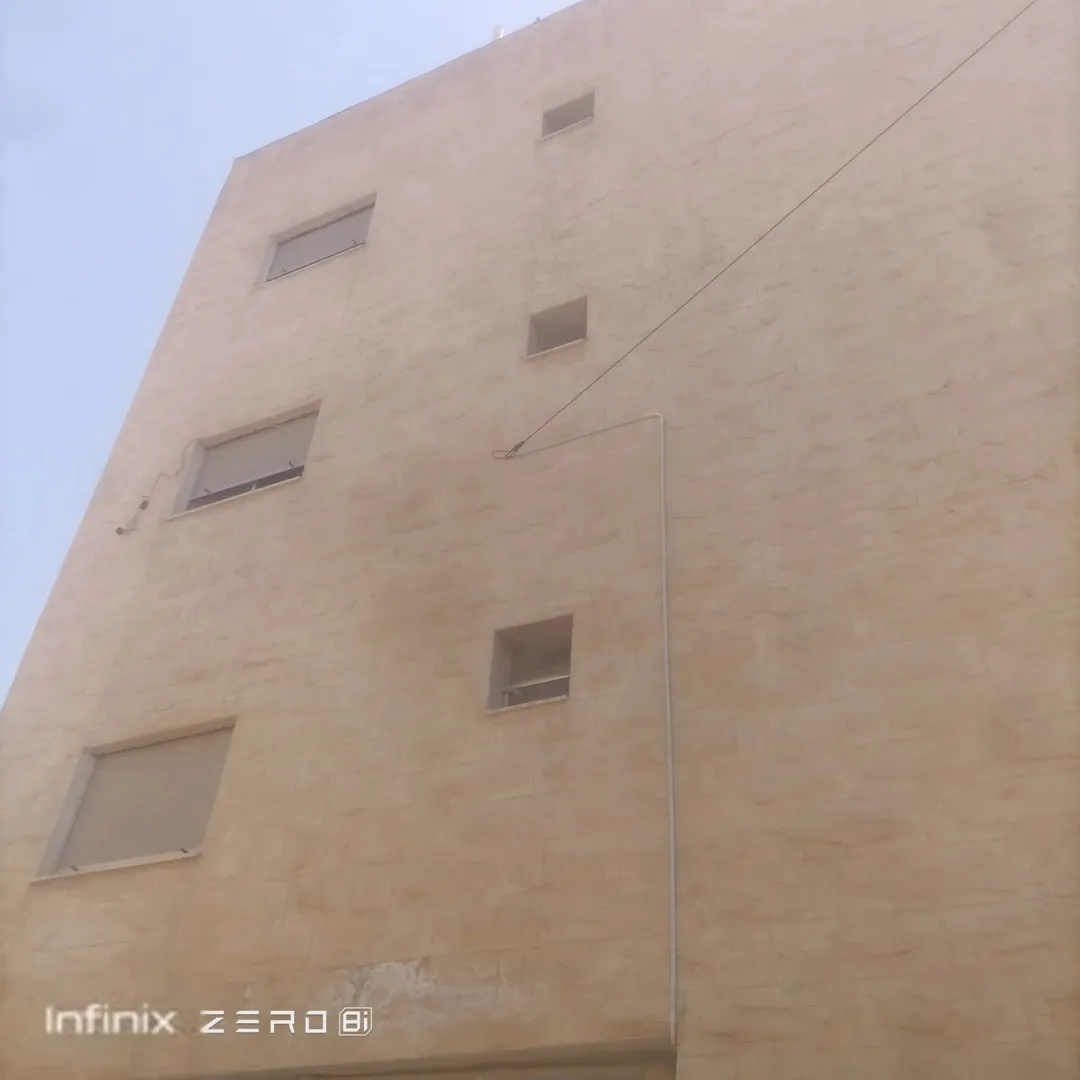 شقق فاخرة للبيع في قلب جبل الزهور ومعفاه من رسوم التسجيل من شركة الإسكان