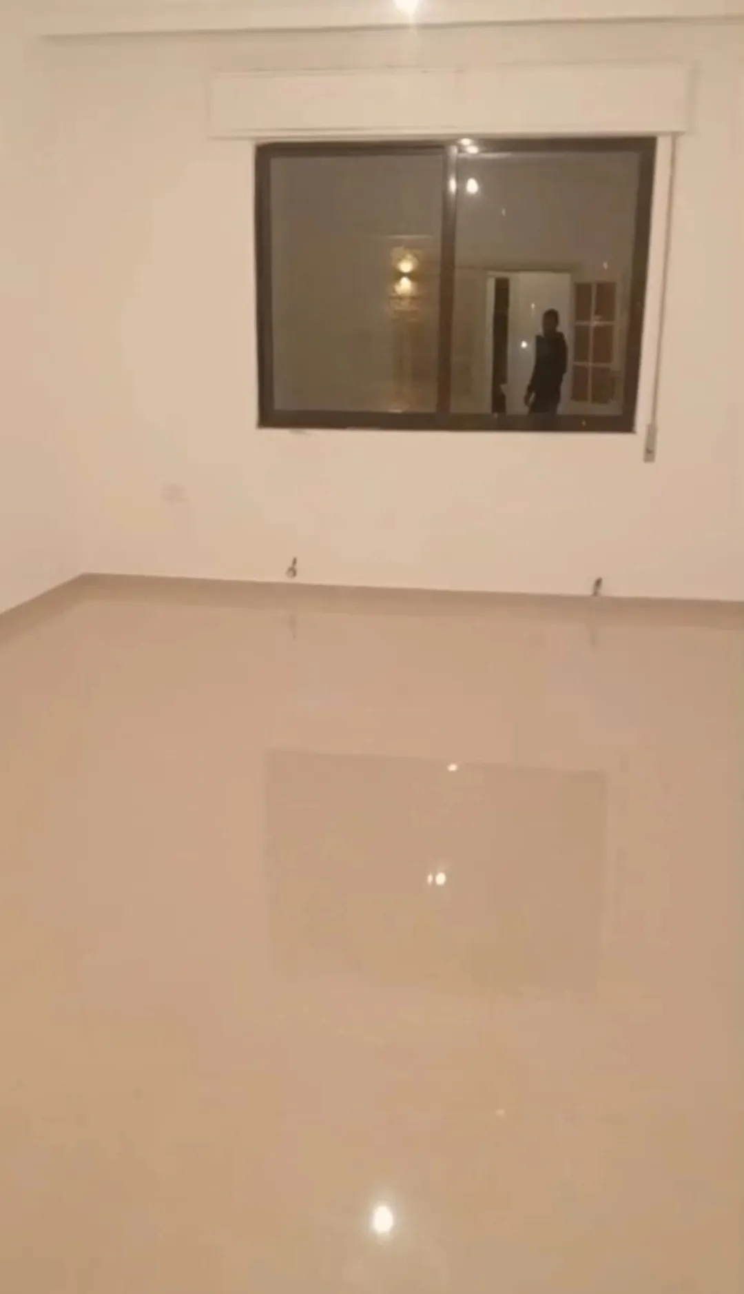 شقة سكنية فاخرة للبيع في منطقة ضاحية الإمام الغزالي