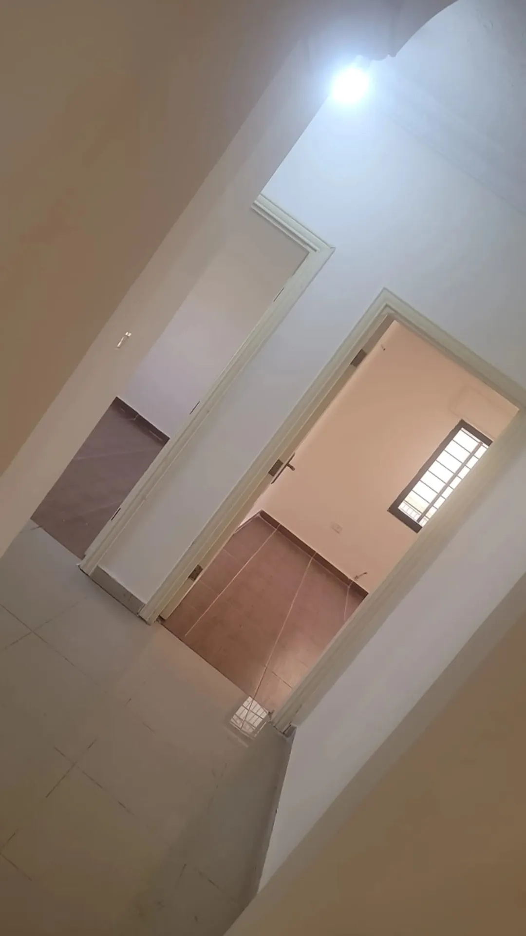 شقة سكنية فاخرة للبيع في منطقة ضاحية الإمام الغزالي