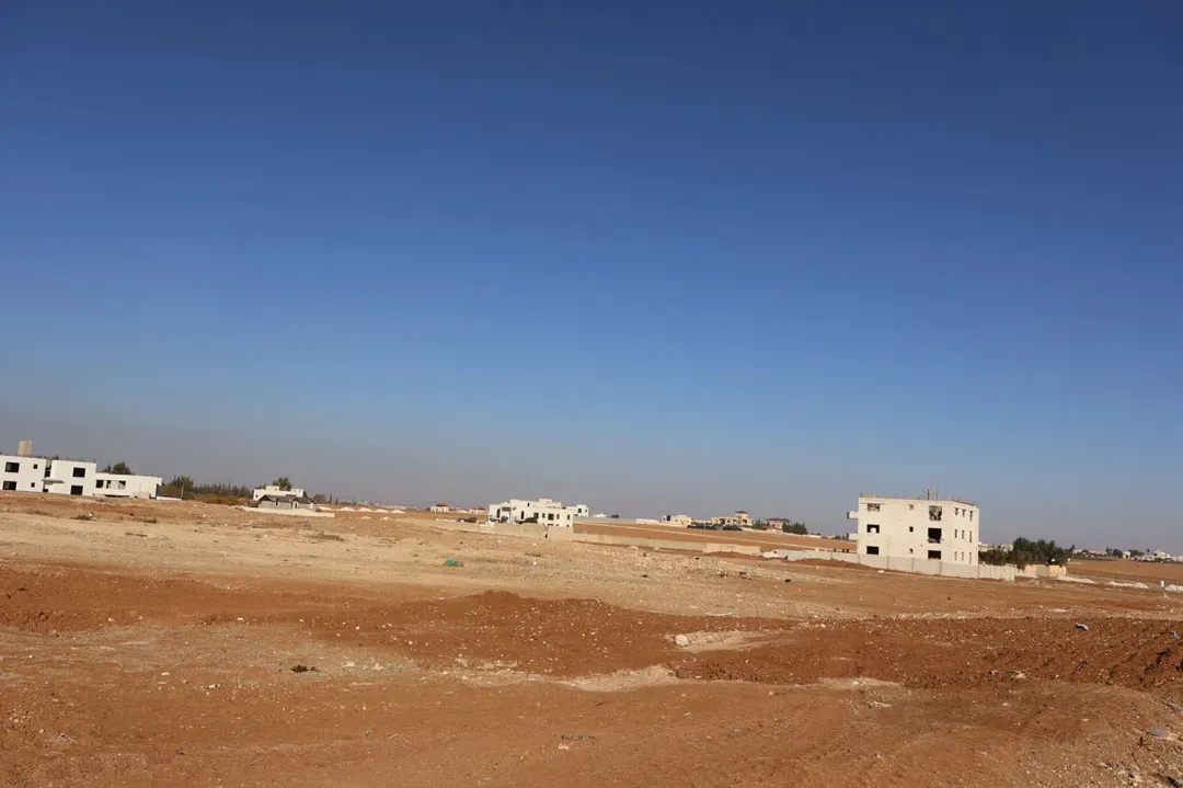 أرض سكنية مميزة للبيع في منجا – حوض جيعة العليق