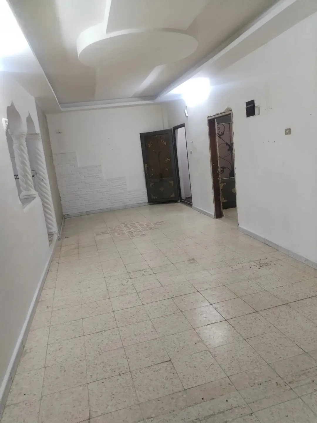 شقة للإيجار في الزرقاء – جبل الأمير حسن