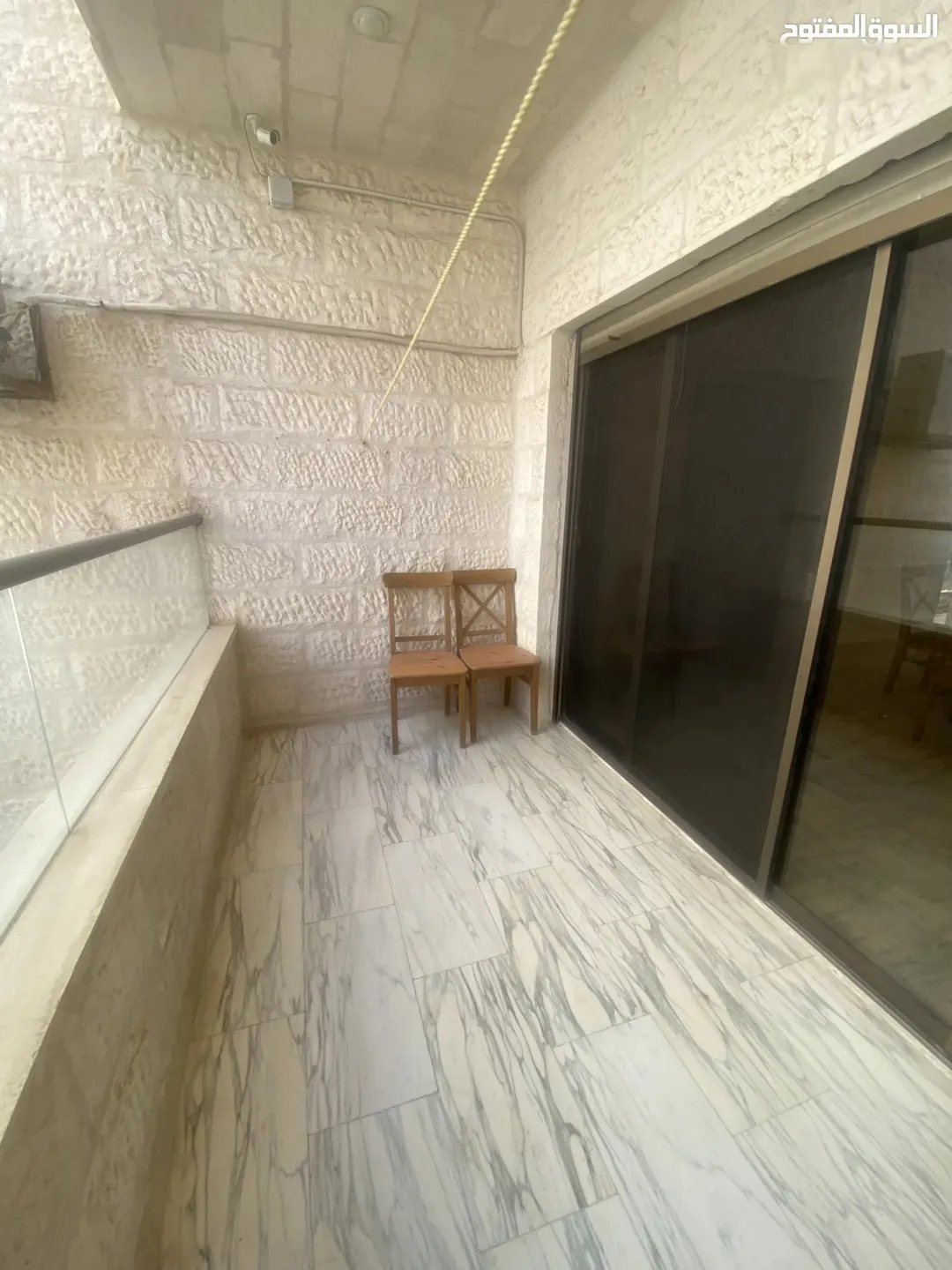 شقة أرضية مميزة للبيع في حي الرابية